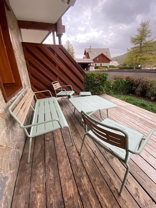 Appartement 4 Pers Grande Terrasse Vue Pistes Ski Saint-Chaffrey Exterior photo